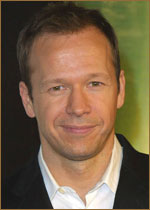   (Donnie Wahlberg) 