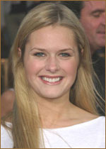   (Maggie Lawson) 