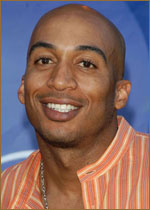   (James Lesure) 