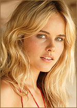   (Isabel Lucas) 