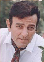   (Mike Connors, Krekor Ohanian) 