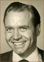   (Lyle Bettger) 
