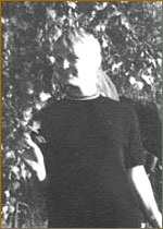   (IV)