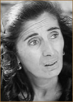   (Berta Khapava) 