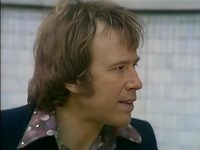    (1975)