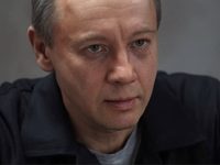   (2011)