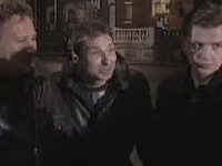   (2001)