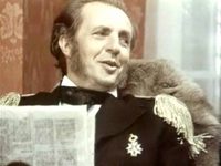   (1975)