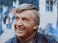    (1981)
