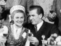    (1953)