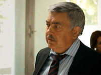   (IV)