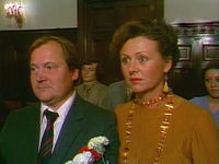     (1982)