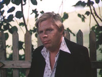   (1986)