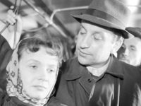   (1957)