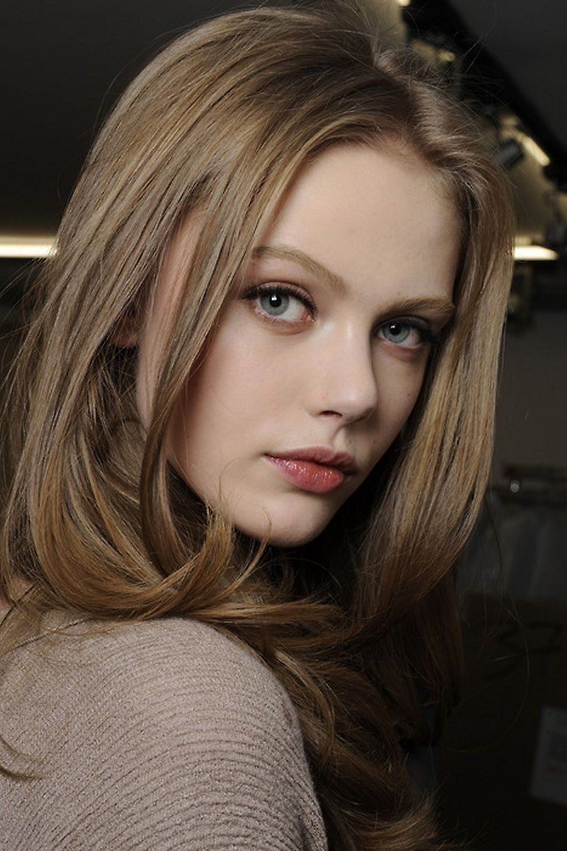 Julia Saner Loose waves hair, Weave hairstyles, Human hair extensions