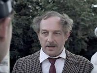   (2016)