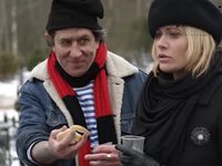   (2017)