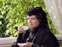   (2006)