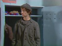 Ҹ  (1981)