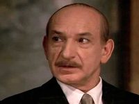  (2001)