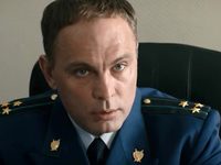 .    (2017)