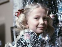   (1977)