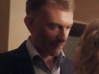 ˸  (2020)