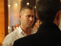   (2017)