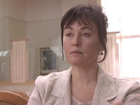   ,  (2001)