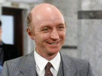   (1985)