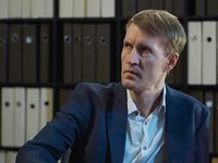   (2019)