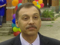   (2010)
