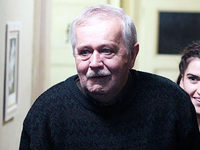  (2011)