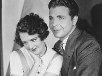 42-  (1933)