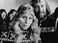   (1975)