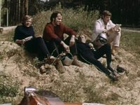       (1974)