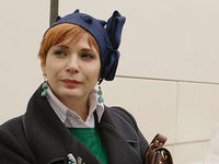   (2017)