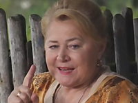  (2013)