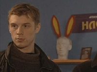   (2001)