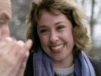   (2000)