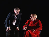     (2004)