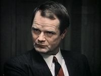   (1982)