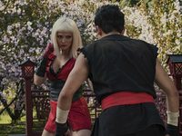 ׸  (2019)