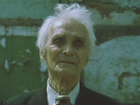    (2001)
