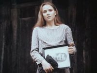   (1987)