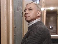    (2001)
