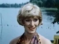      (1976)