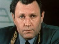 Поезд вне расписания (1985)