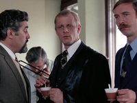     (1975)