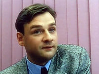   (2000)